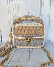 pic is an inspo. open for commission